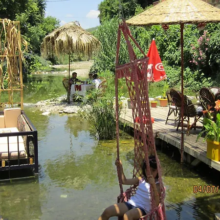Szálloda Arikanda River Garden 3*