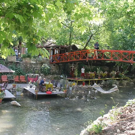 Szálloda Arikanda River Garden 3*