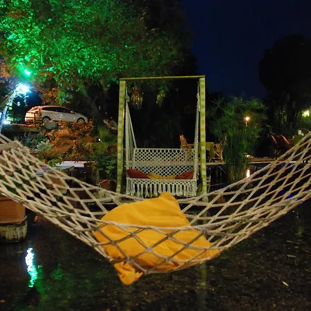Szálloda Arikanda River Garden